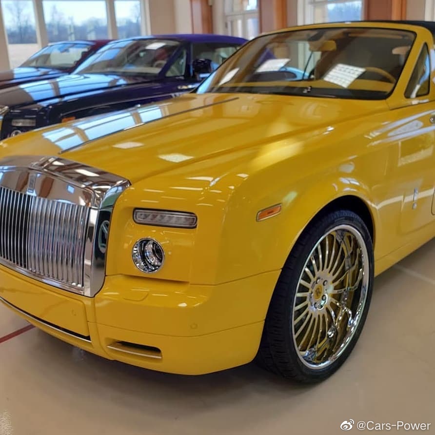 汽车美图赏析：劳斯莱斯幻影敞篷跑车