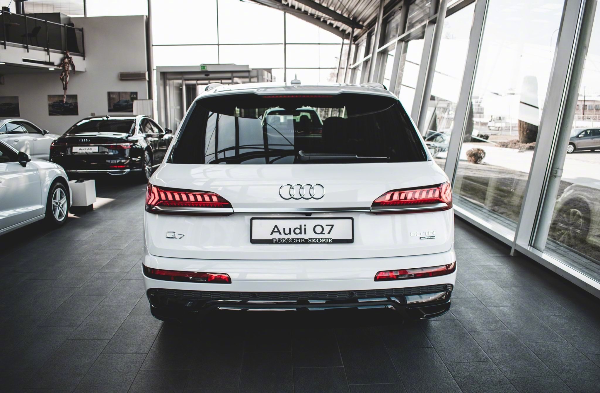 汽车美图：新奥迪Q7离我们还远吗