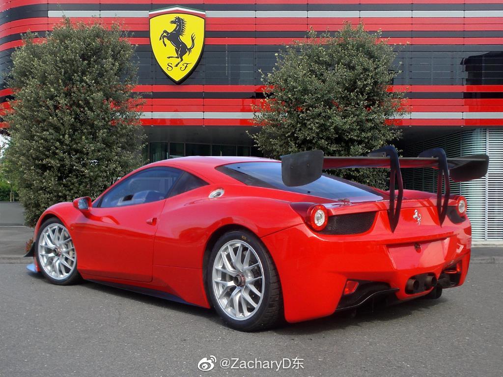 好看的汽车：法拉利，有没有你喜欢的