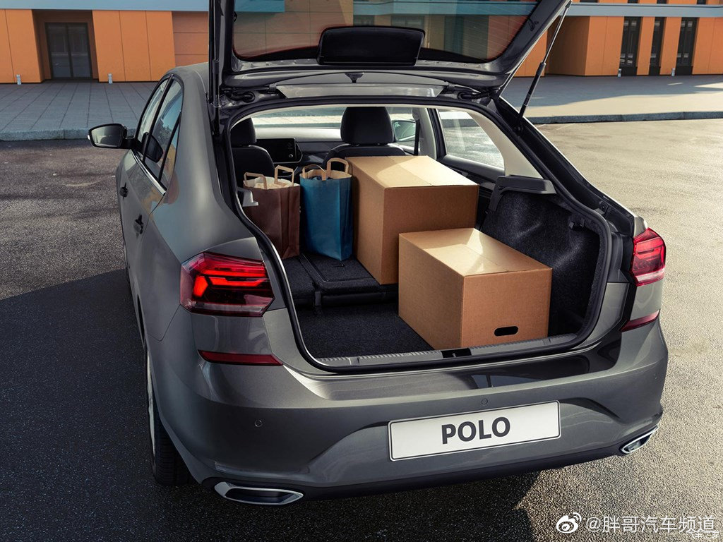 大众针对俄罗斯等东欧国家市场发布了Polo三厢掀背车型的官图
