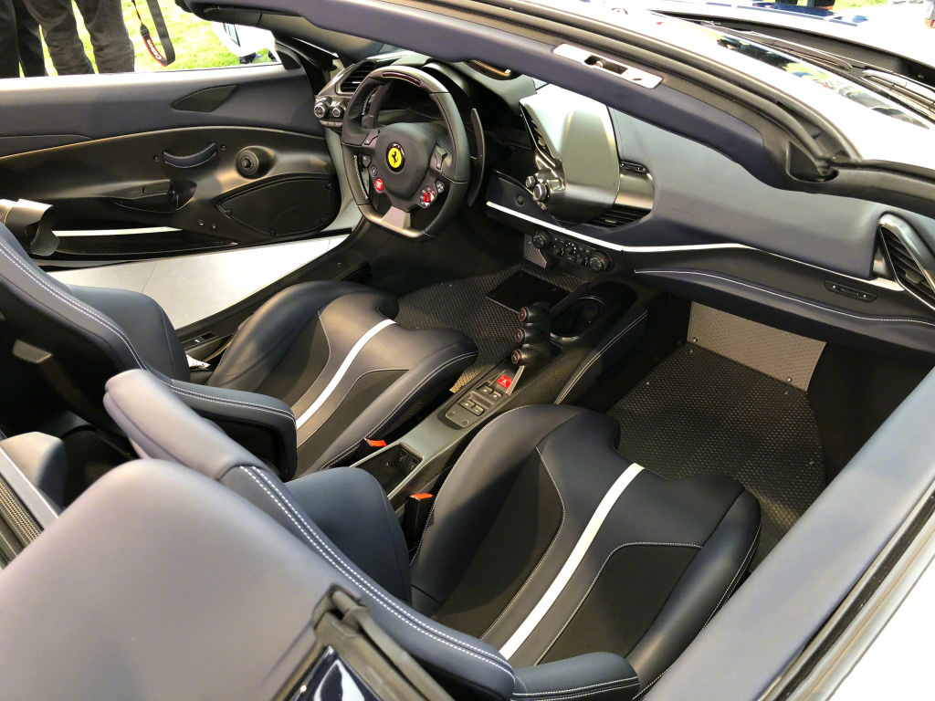 巨大彩蛋，法拉利历史上第50款敞篷车