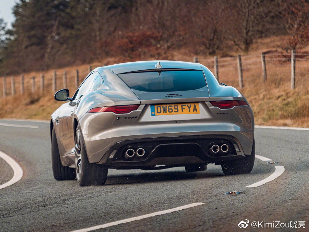 汽车美图：捷豹F-TYPE P450 R-Dynamic