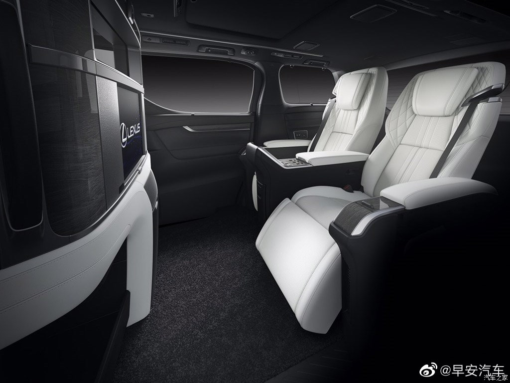 雷克萨斯LM 2020款 300h 四座御世版