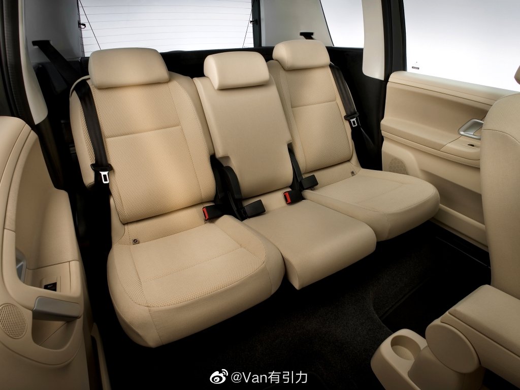 2006年问世的Roomster应该是斯柯达迄今最接近MPV的产品