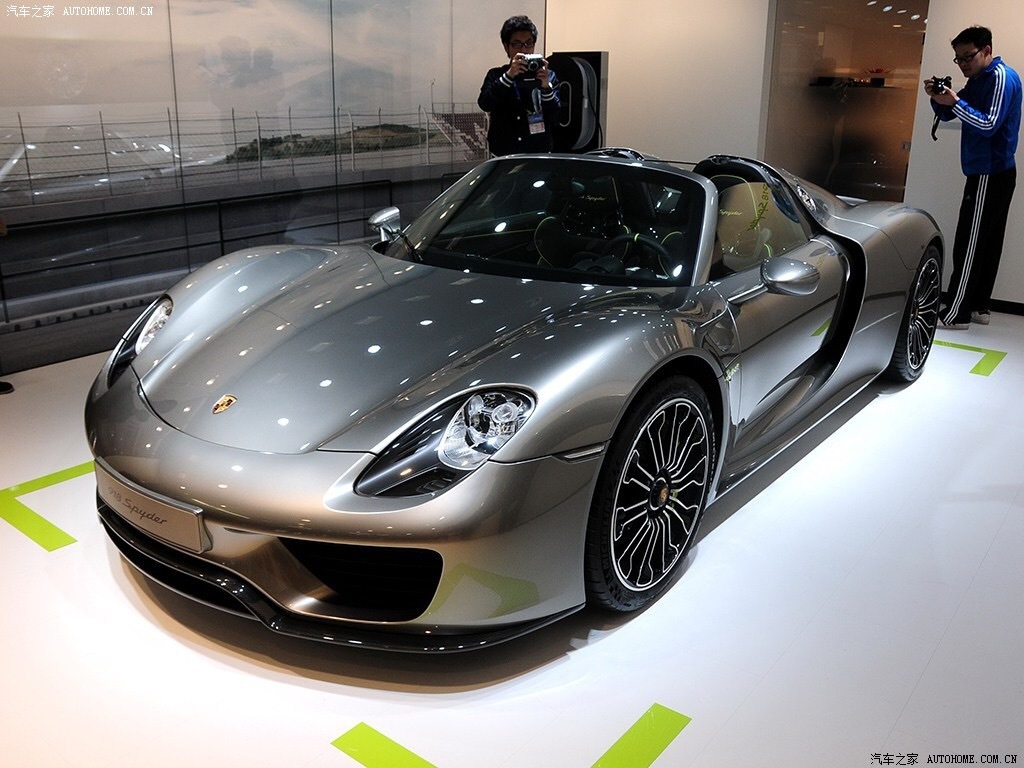 保时捷的终极武器，918 spyder