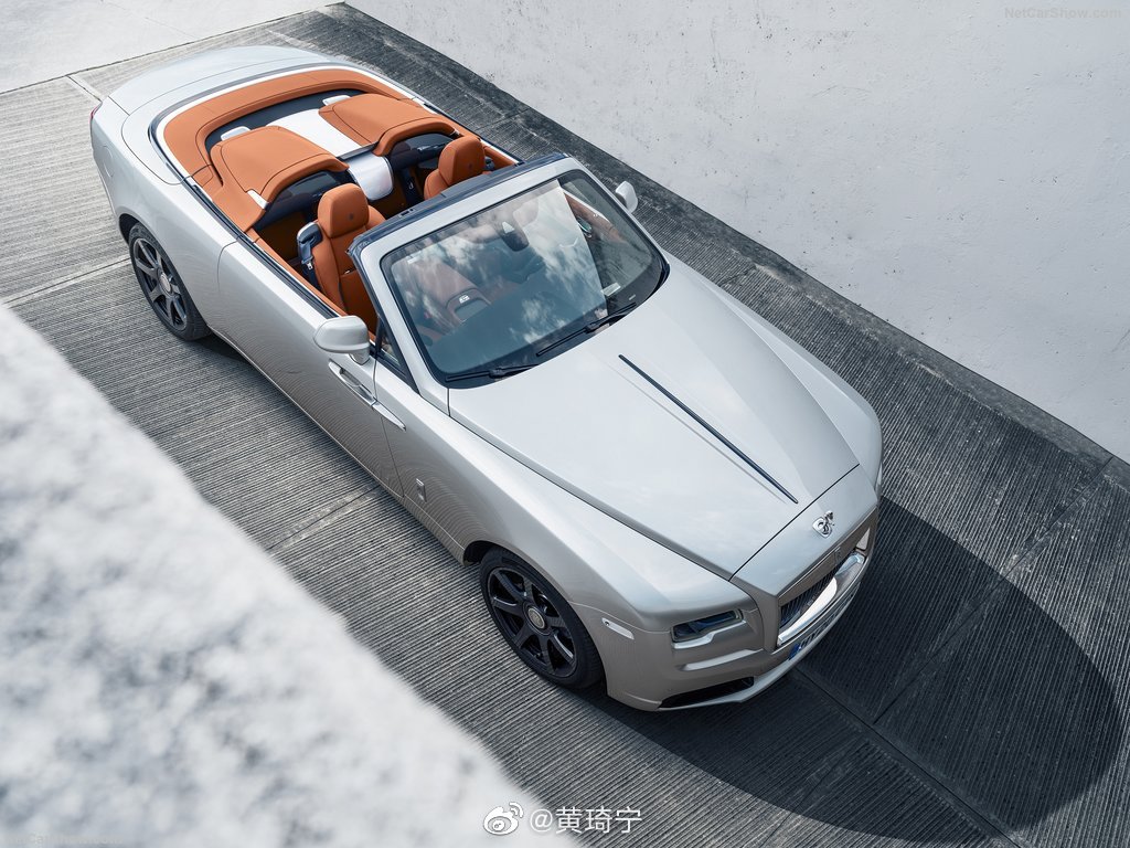 今天开车 Rolls-Royce Dawn Silver Bullet (2020)