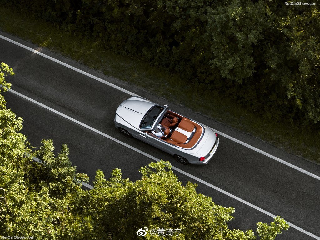 今天开车 Rolls-Royce Dawn Silver Bullet (2020)