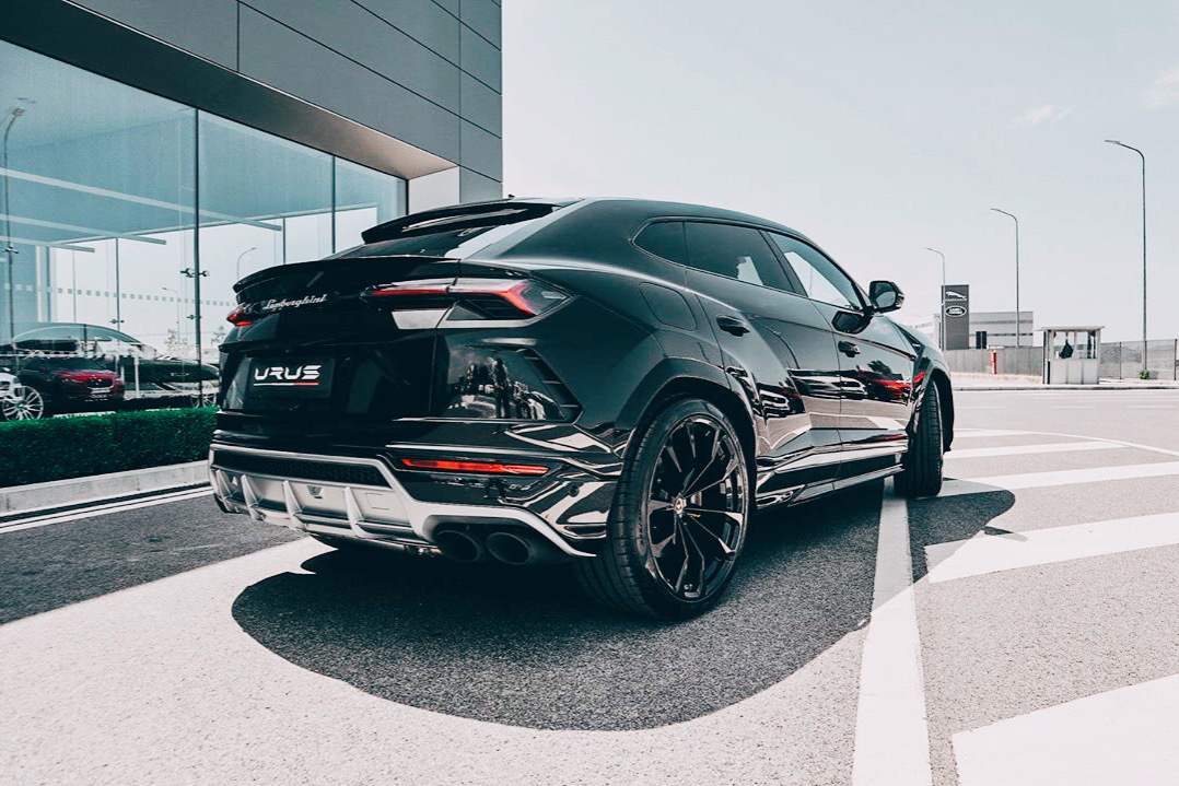 Lamborghini Urus  满足你所有需求！