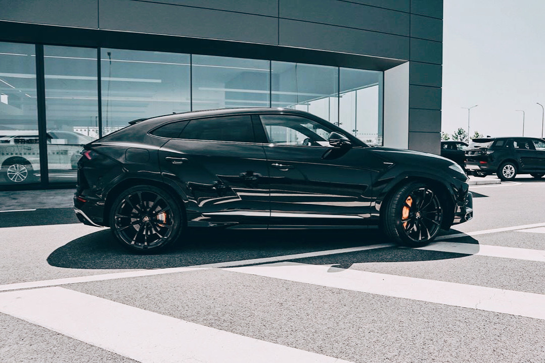Lamborghini Urus  满足你所有需求！