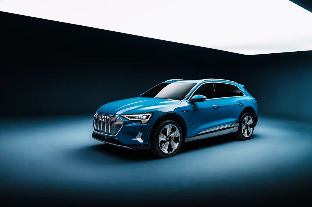 Audi e-tron 亲身体验过，还不错。。。