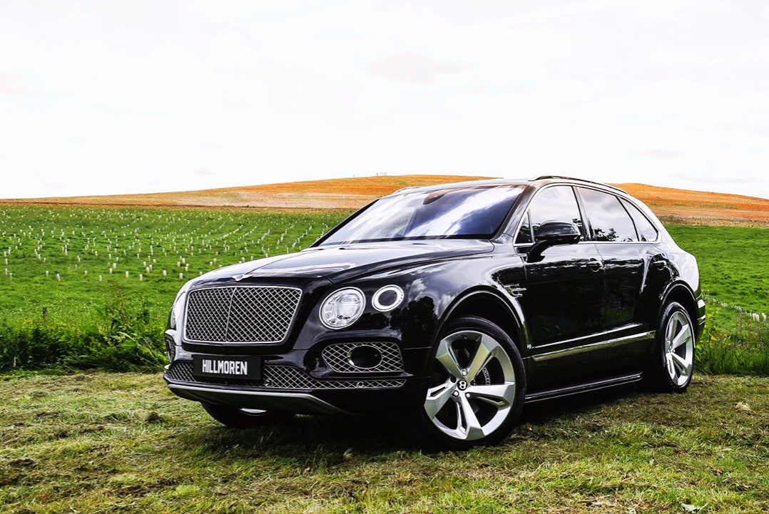 原来Bentley Bentayga 后备箱还可以这样啊……