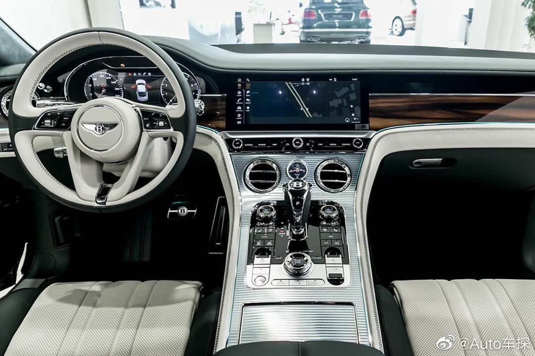 宾利欧陆GT 这颜色你觉得怎样？