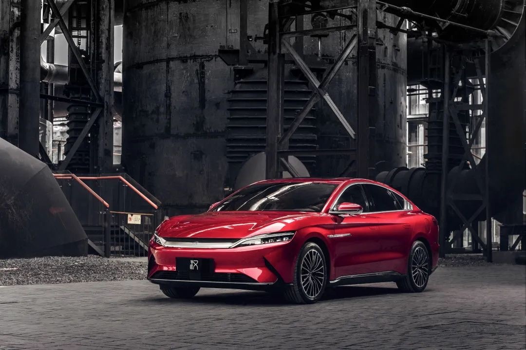 比亚迪汉官图，拍出了惊艳的感觉