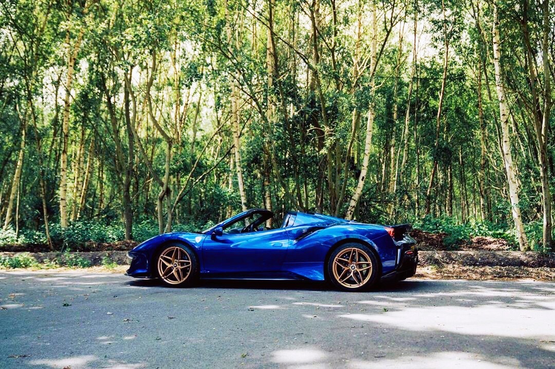 Ferrari 488 Pista,拥有ta，那是什么感觉……