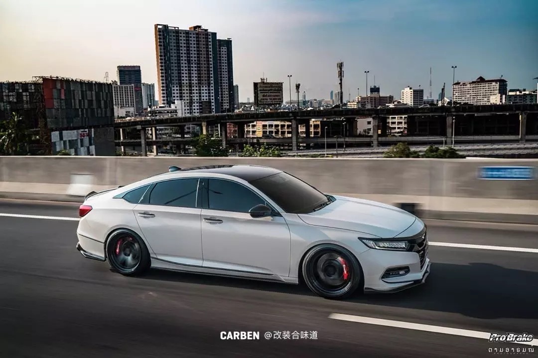 泰Style十代雅阁 碳纤维扰流真的太帅了！ ：alongkorn_mz