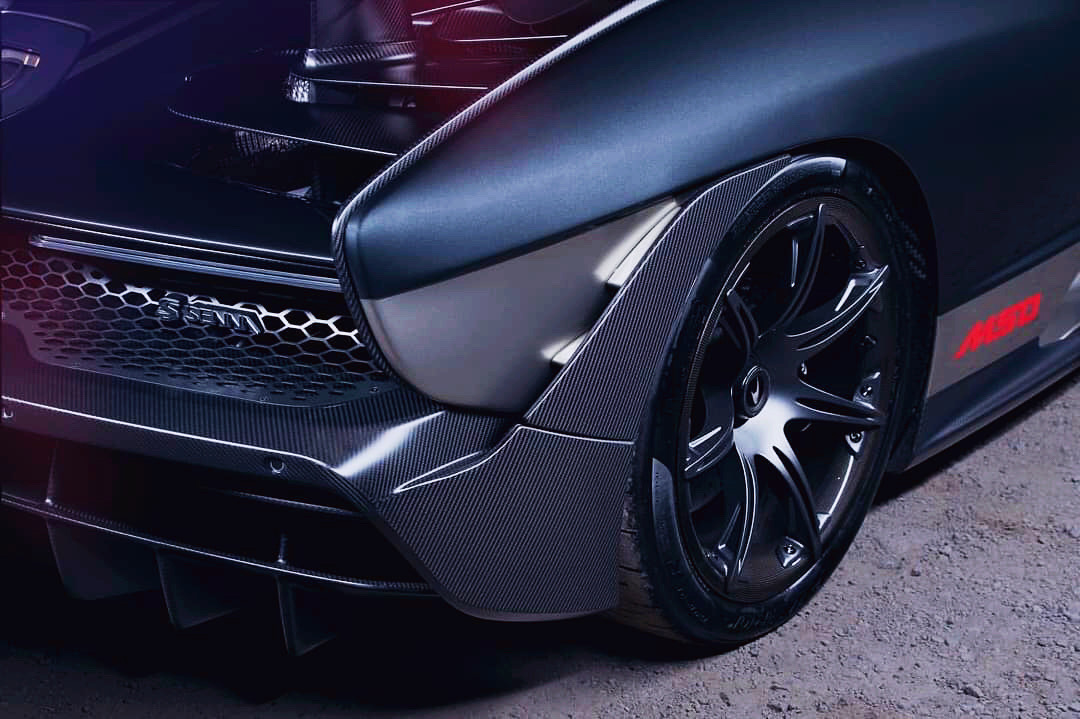 McLaren Senna,座椅设计非常棒……