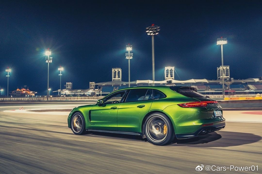 梦幻级别旅行车 保时捷 Panamera GTS Sport Turismo