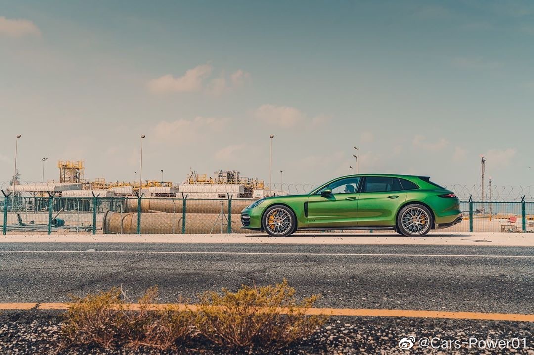 梦幻级别旅行车 保时捷 Panamera GTS Sport Turismo