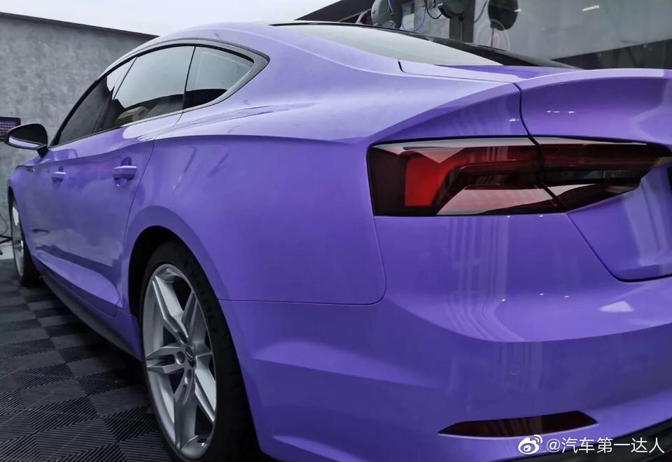 奥迪A5薰衣草紫，整体效果还不错，夏天的赶脚！