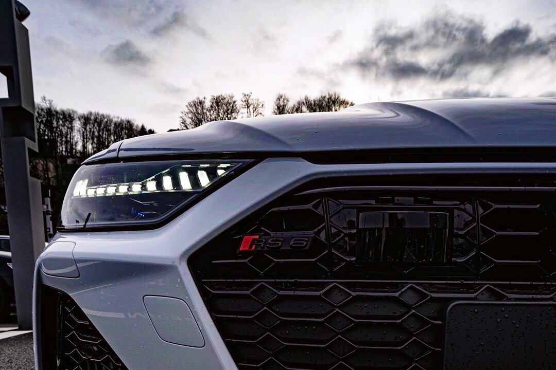 以后奥迪RS6就是我的奋斗目标了！