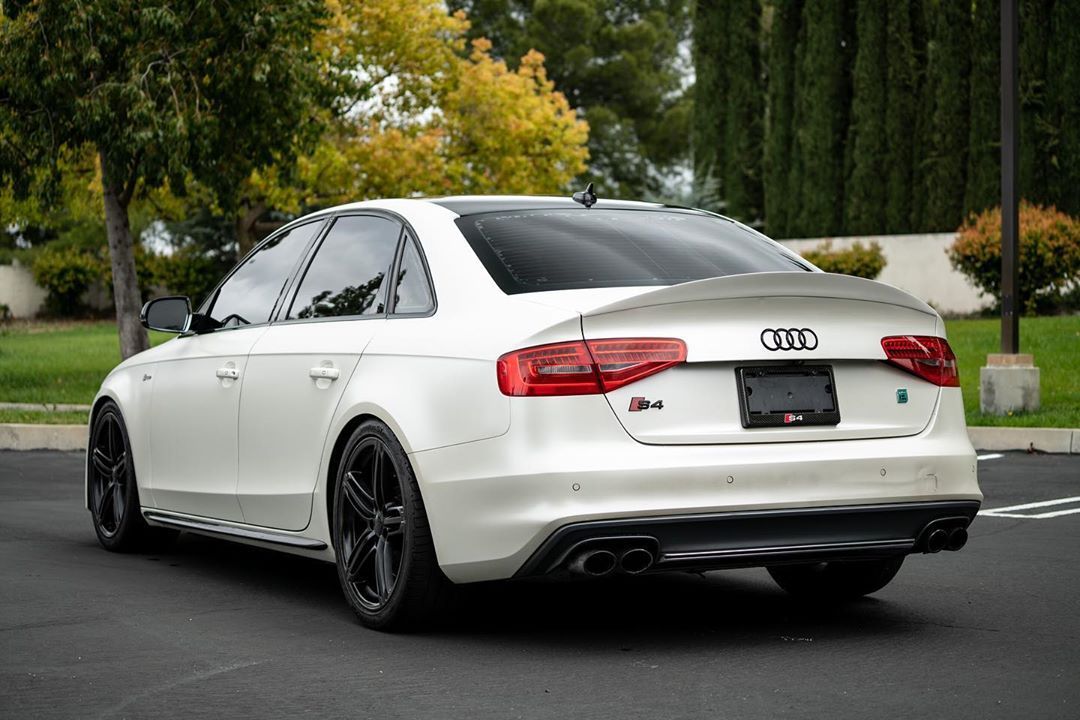 道理我的都懂，为啥这辆2013奥迪S4屁股整那么翘