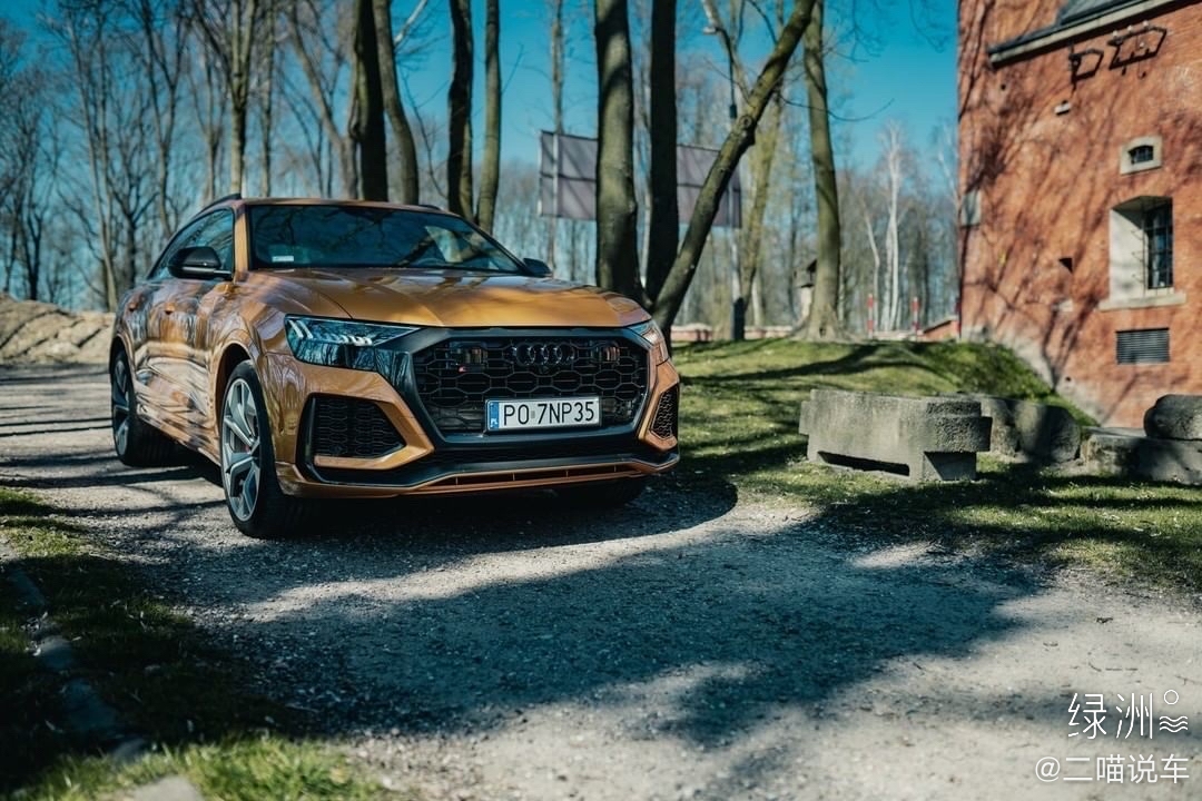 “全新性能王者”，男人的终极座驾 奥迪RS Q8