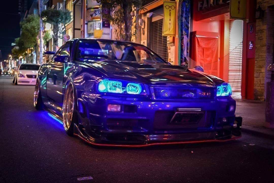 NISSAN GTR R34，一股浓浓的街头竞技风格。