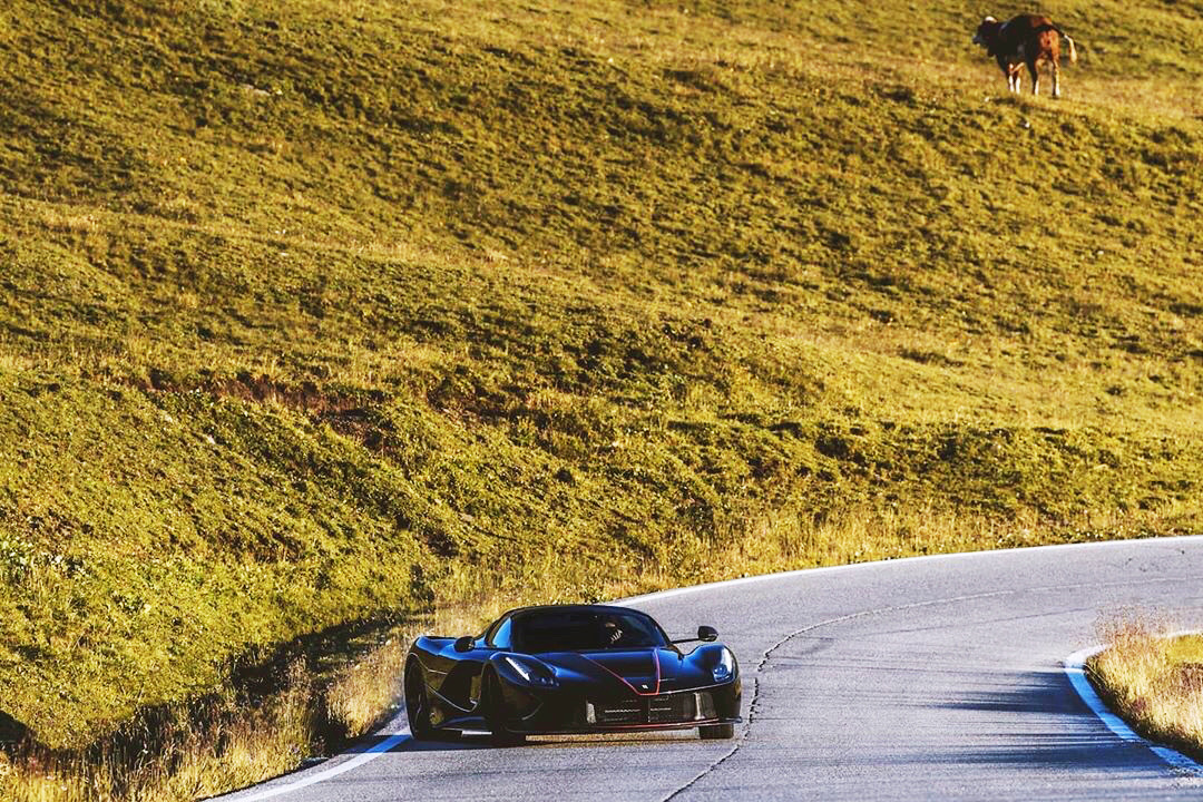 跑山 这些姿势很美 真舍得这样玩…… Ferrari LaFerrari