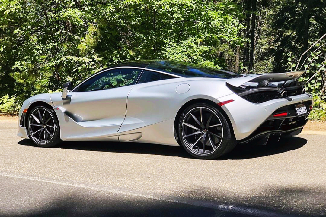 好看的汽车：McLaren 720S,大灯超级酷……