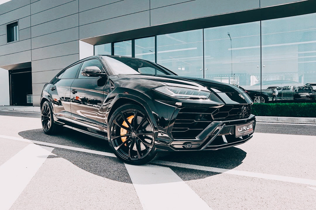 Lamborghini Urus  满足你所有需求！