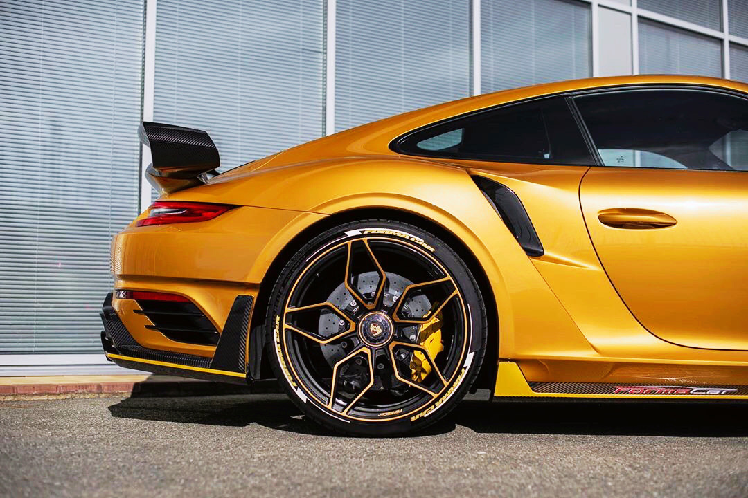 车漆颜色不错，靓仔！ Porsche 911 turbo S