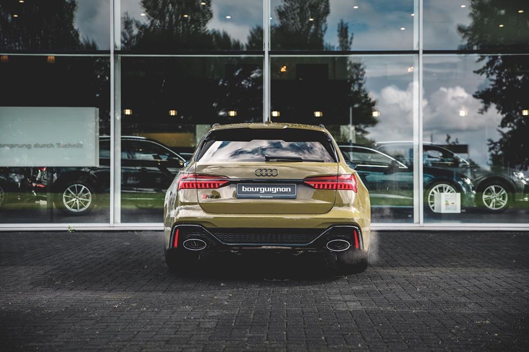 分享图片 荷兰，ALL-NEW RS6（奥迪独家： Tactical Green）