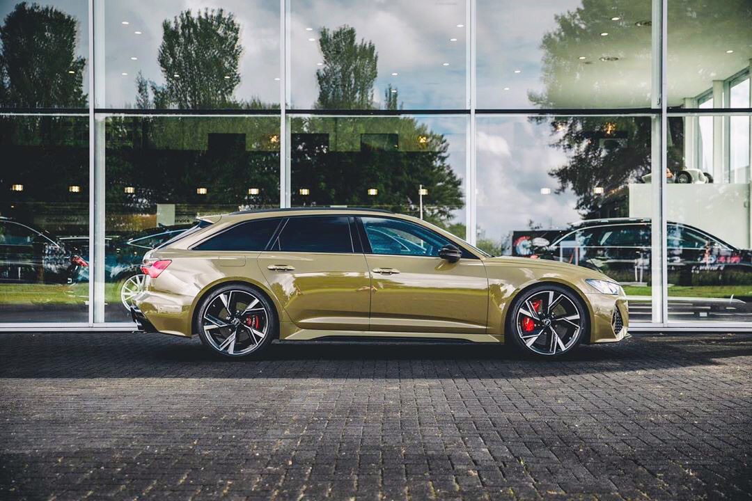 奥迪RS6：竞技大神！不服来辩！