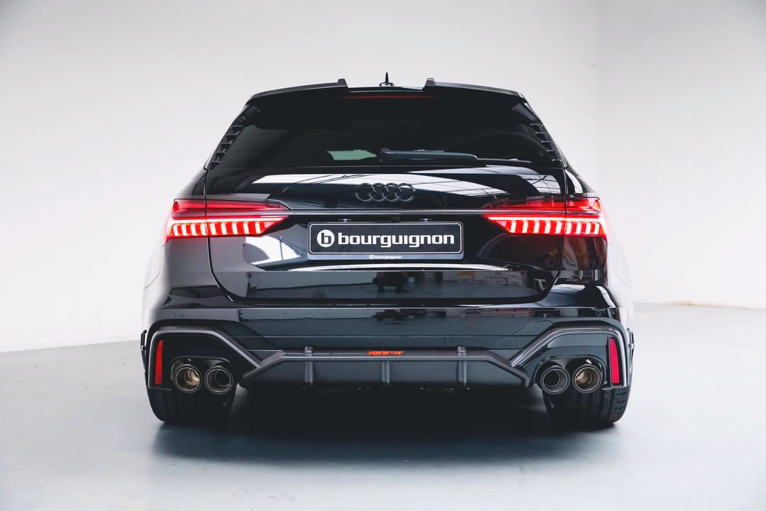 奥迪RS6：战意十足的配色!