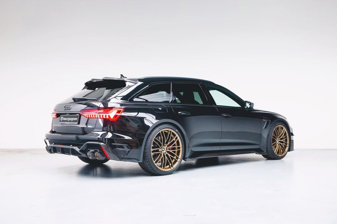 奥迪RS6：战意十足的配色!