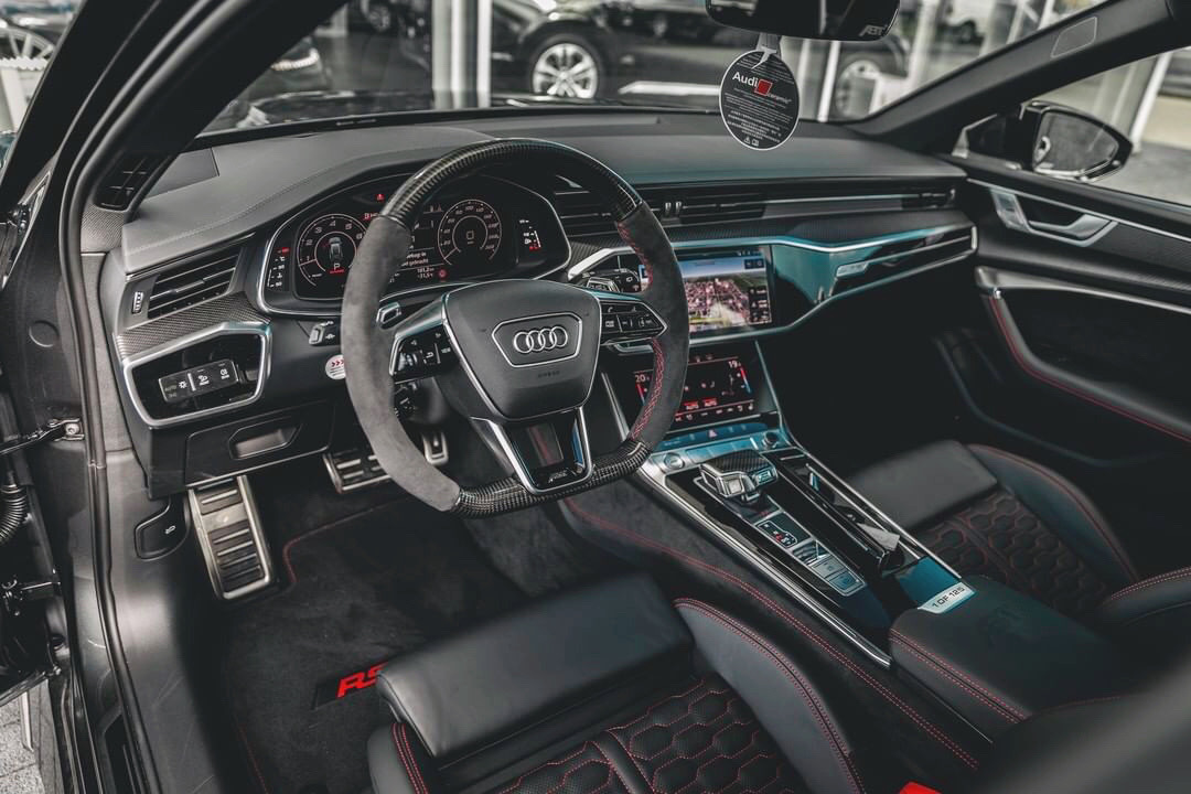 以后奥迪RS6就是我的奋斗目标了！