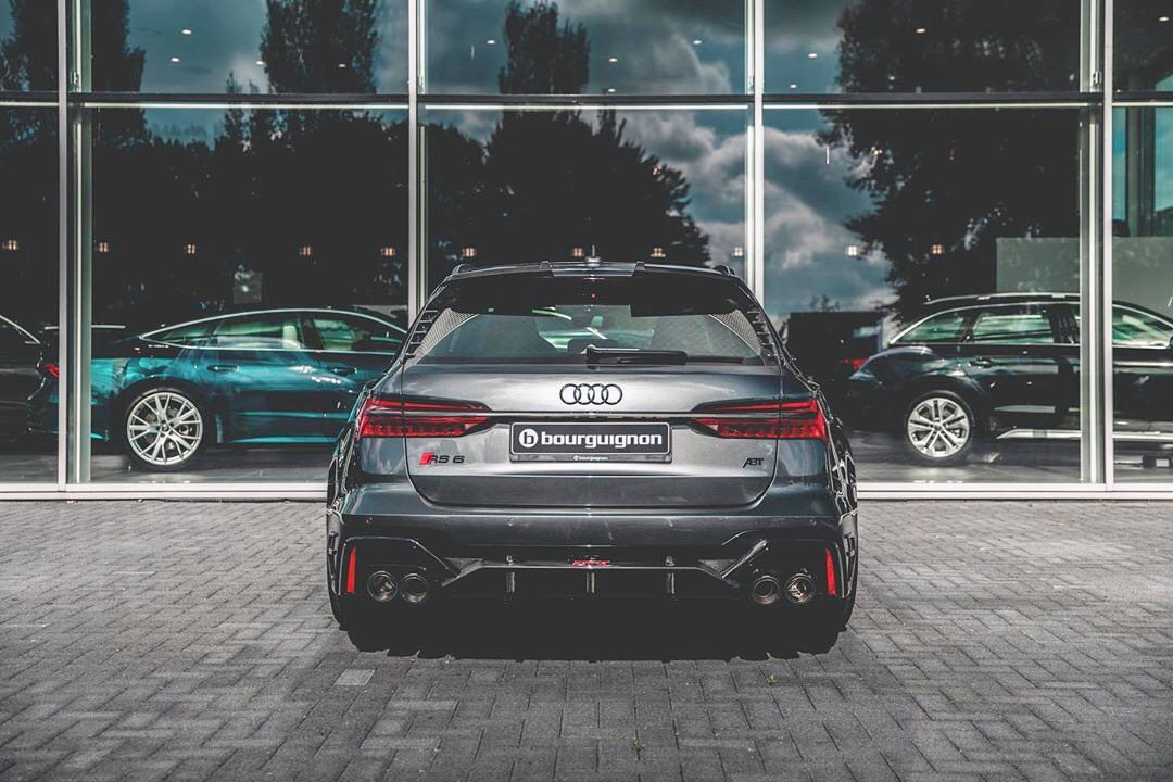 以后奥迪RS6就是我的奋斗目标了！