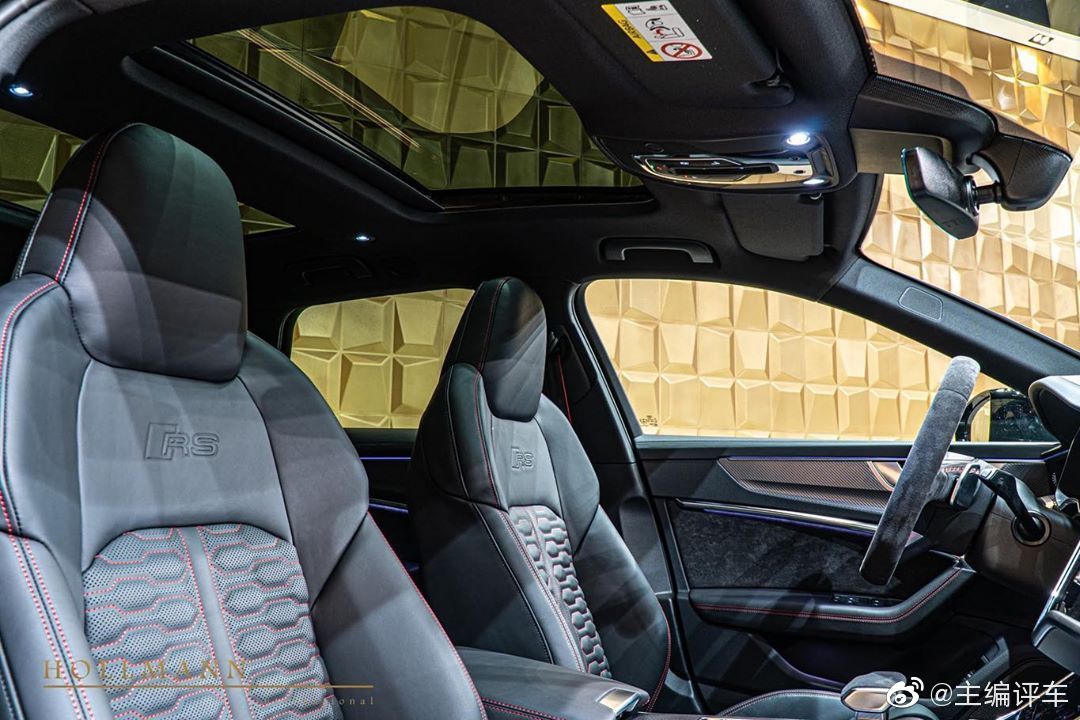 奥迪RS6：战意十足的配色!