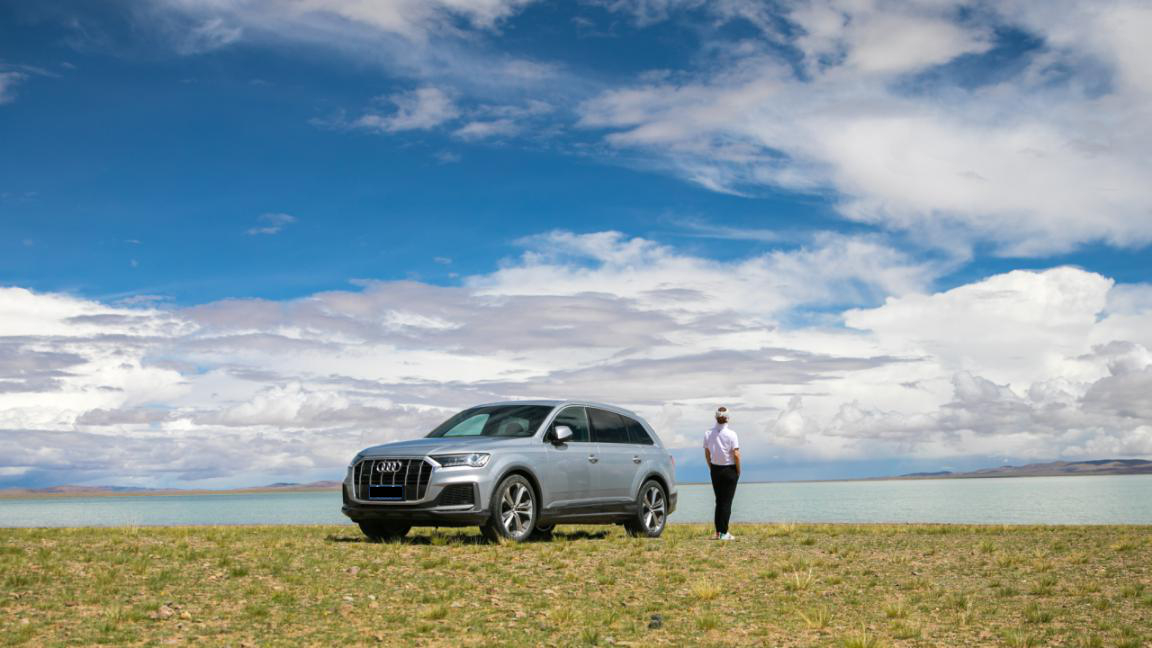 奥迪全新Q7很适合这样的旅行场景。