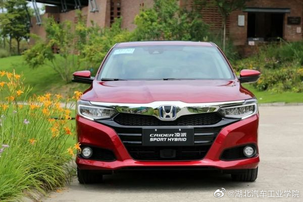 说到非插电式混合动力，基本上都条件反射的想到本田