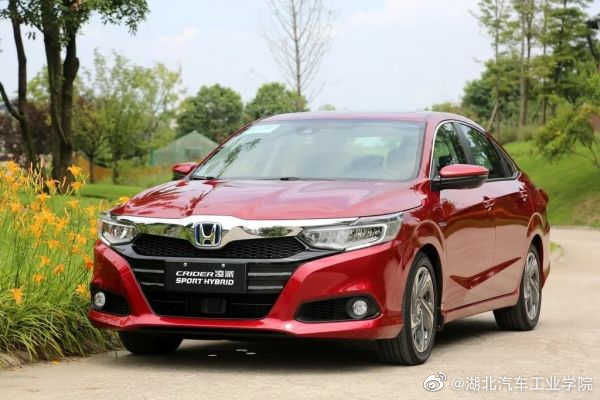 说到非插电式混合动力，基本上都条件反射的想到本田