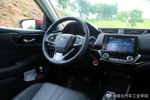 说到非插电式混合动力，基本上都条件反射的想到本田