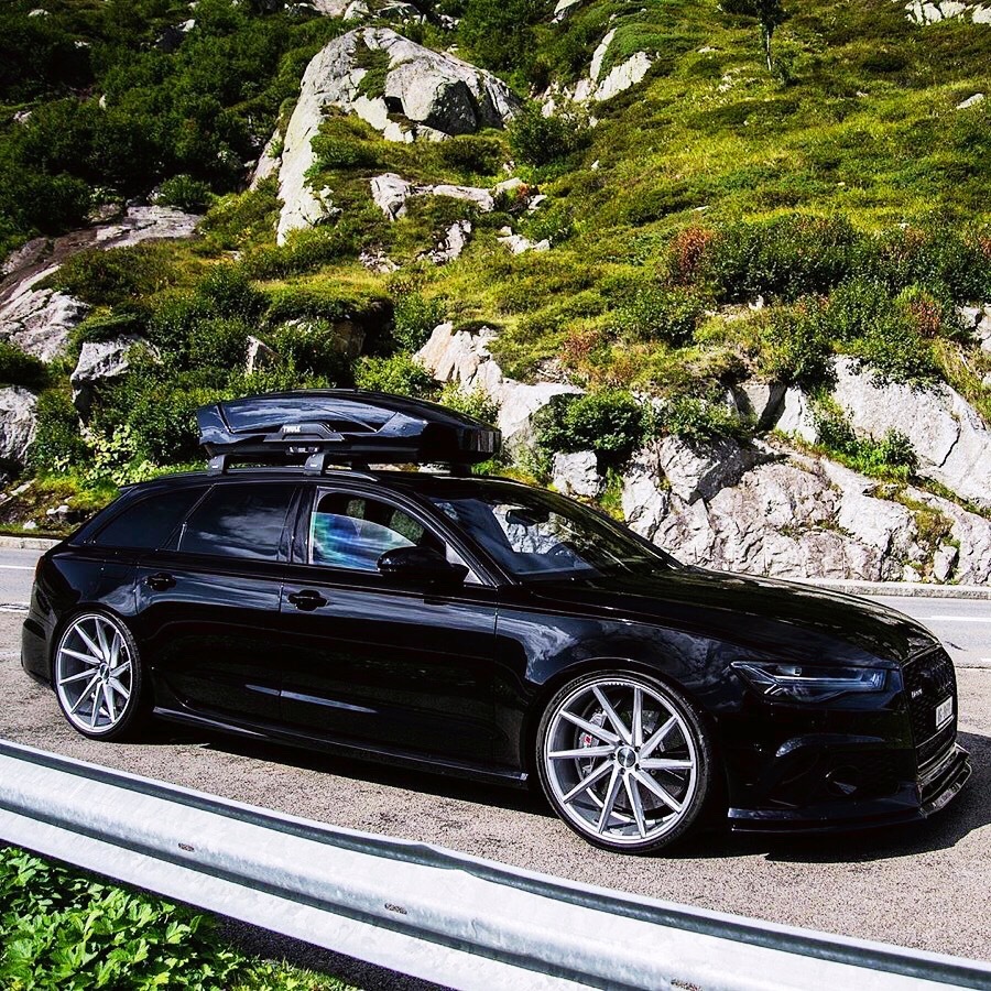 背上小书包，干嘛去好呢？ Audi RS6