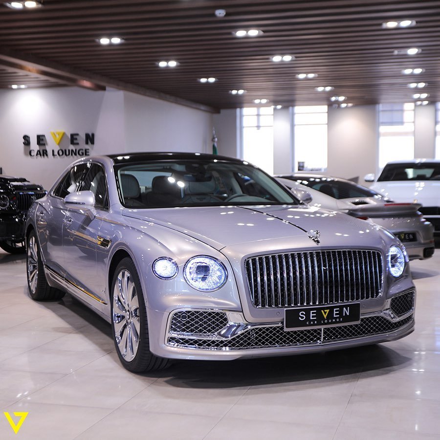 分享图片 利雅得，Bentley Flying Spur