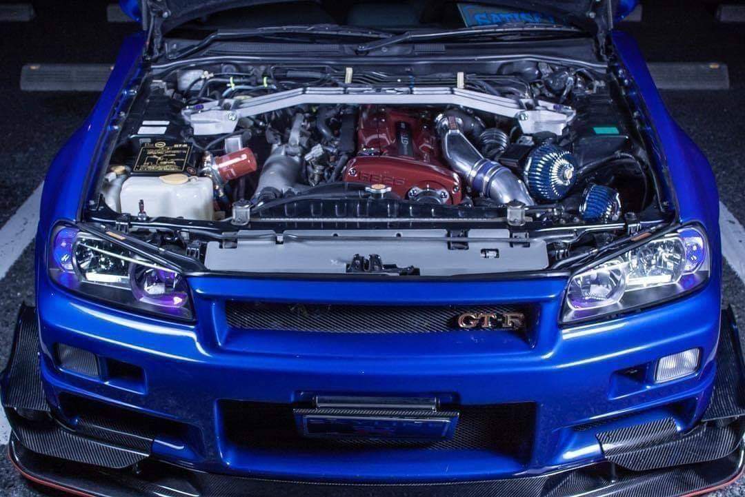 NISSAN GTR R34，一股浓浓的街头竞技风格。