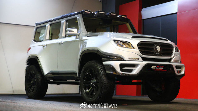 早在2017年，官方在奔驰G63基础之上推出了全新X-Raid