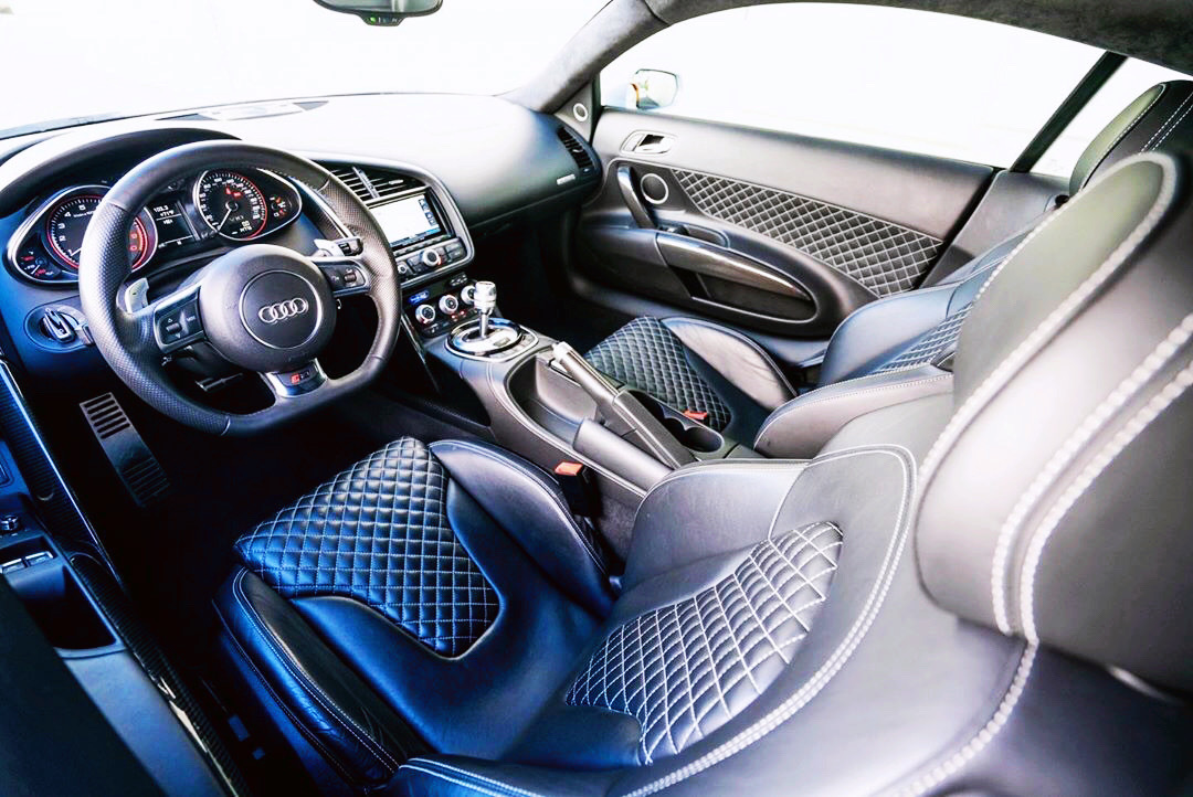 Audi R8 V10 FSI，据说现款要停产了……