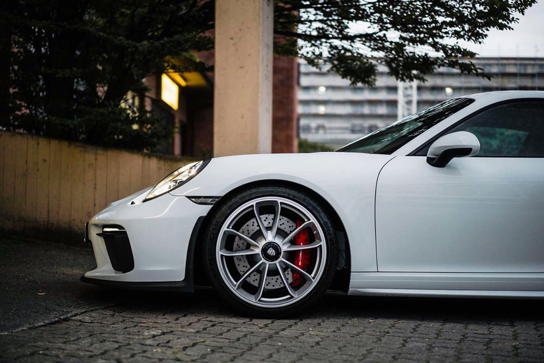 不管是哪一代，ta都是那么迷人 Porsche！