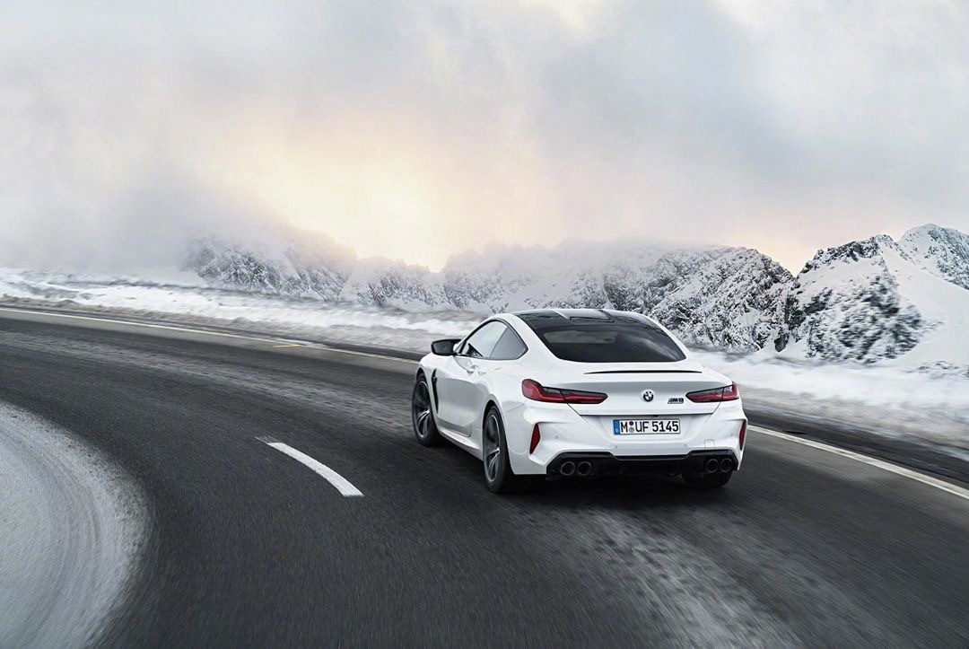 宝马8系四门版和两门版你更喜欢谁？