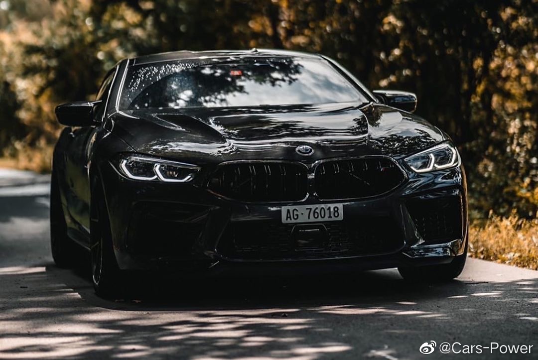 最低调最凶猛灰色大鲨鱼宝马m8雷霆版